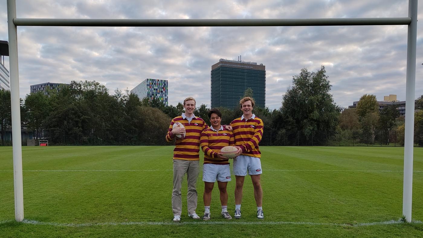 Utrechtse rugbyers bezorgen Oekraïense kinderen een week zonder oorlog